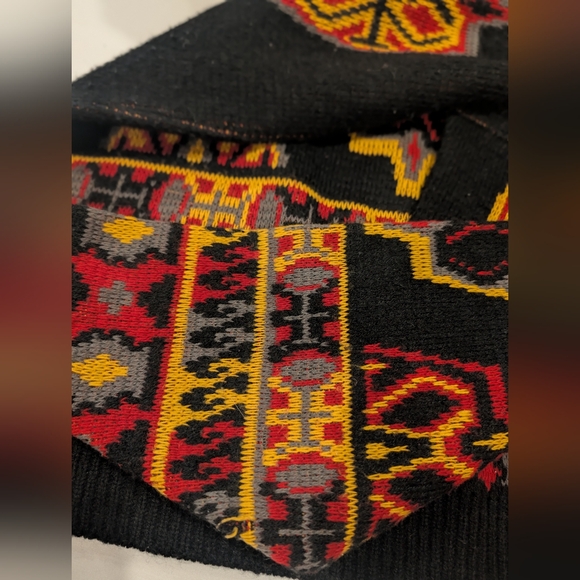 Vintage Headliners Colorful Geometric Sweater - Picture 5 of 6